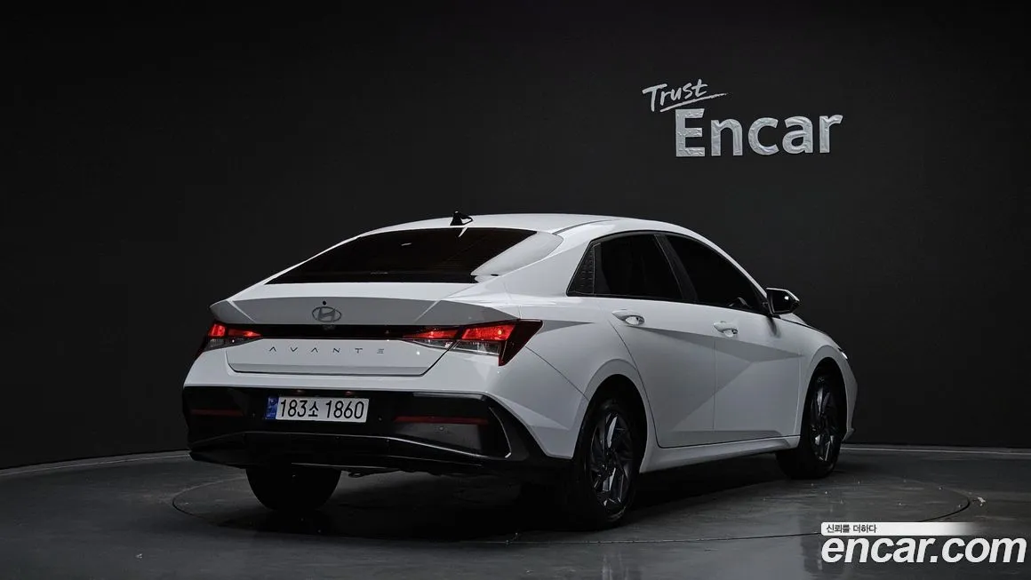 Hyundai AVANTE — фото 2