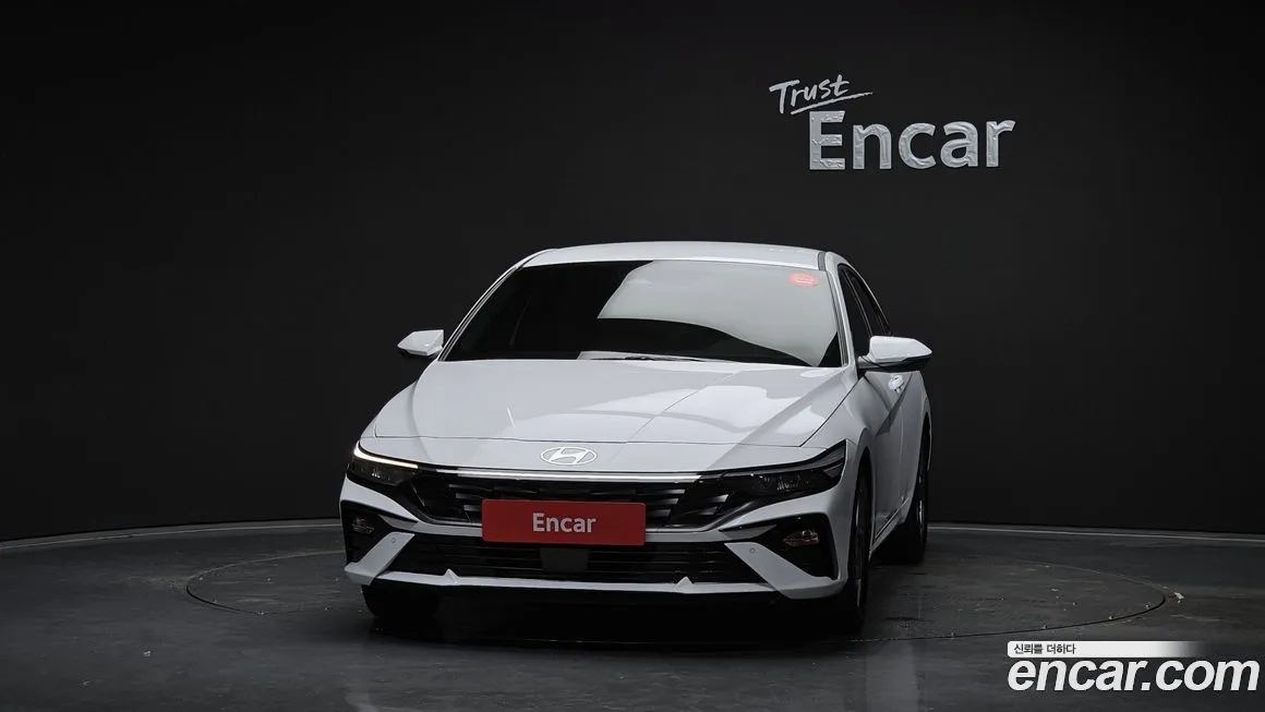 Hyundai AVANTE — фото 3