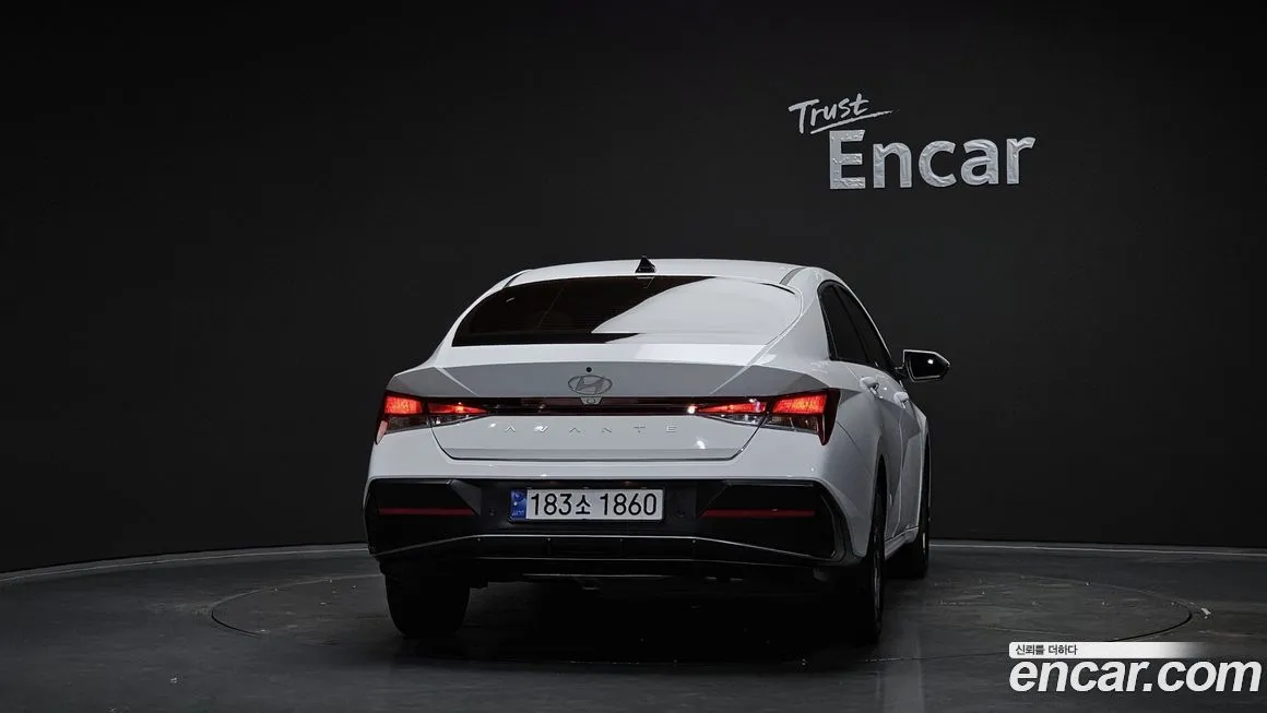 Hyundai AVANTE — фото 4