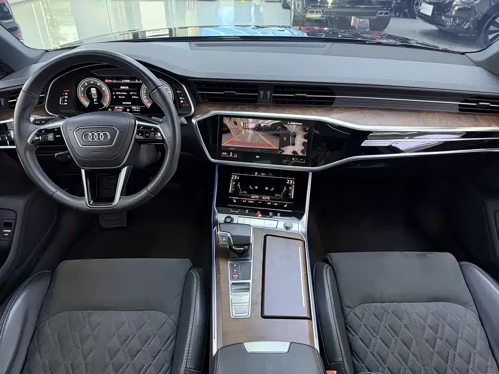 Audi A6L — фото 5