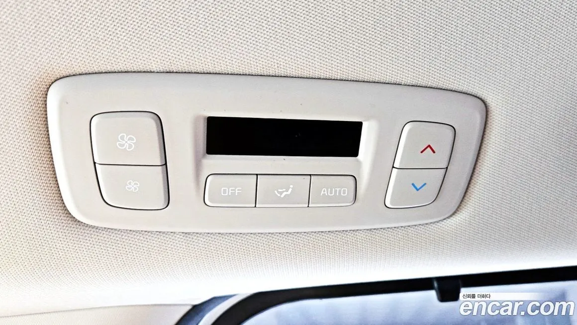 Kia Carnival — фото 10