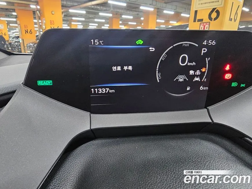 Toyota Prius — фото 10