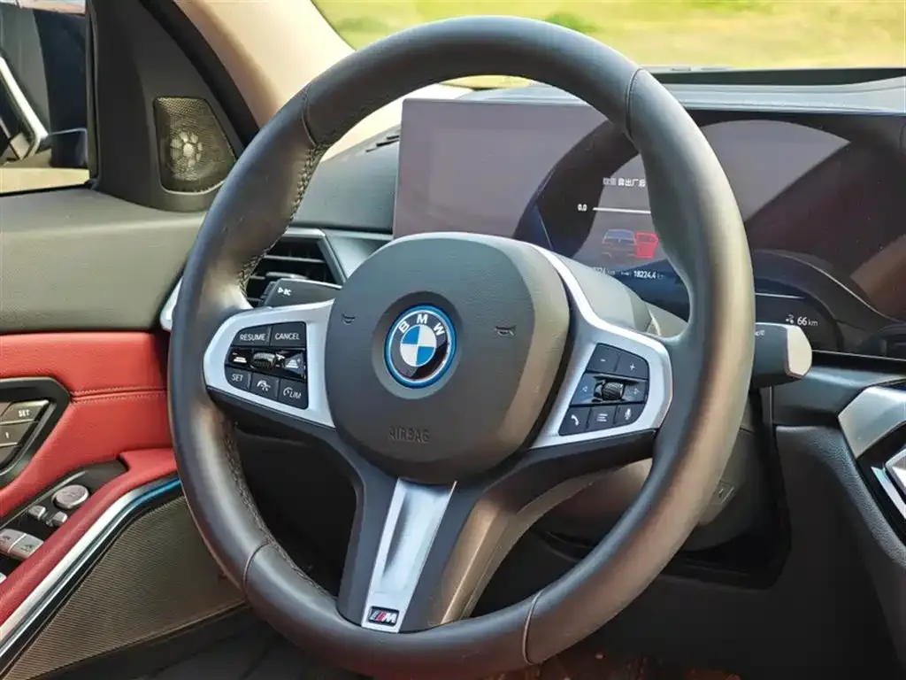 BMW i3 — фото 8
