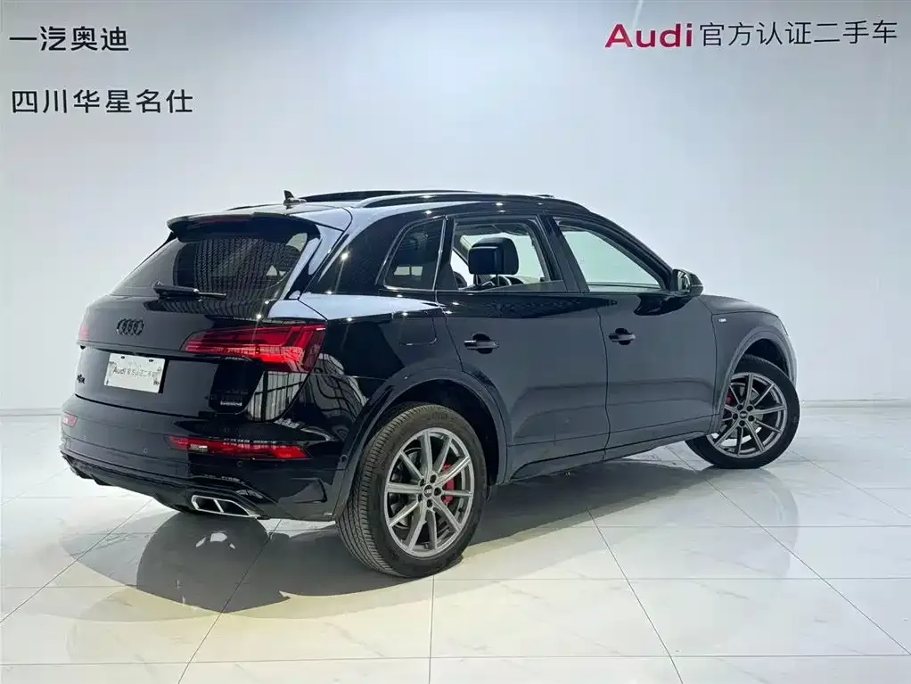 Audi Q5L — фото 3