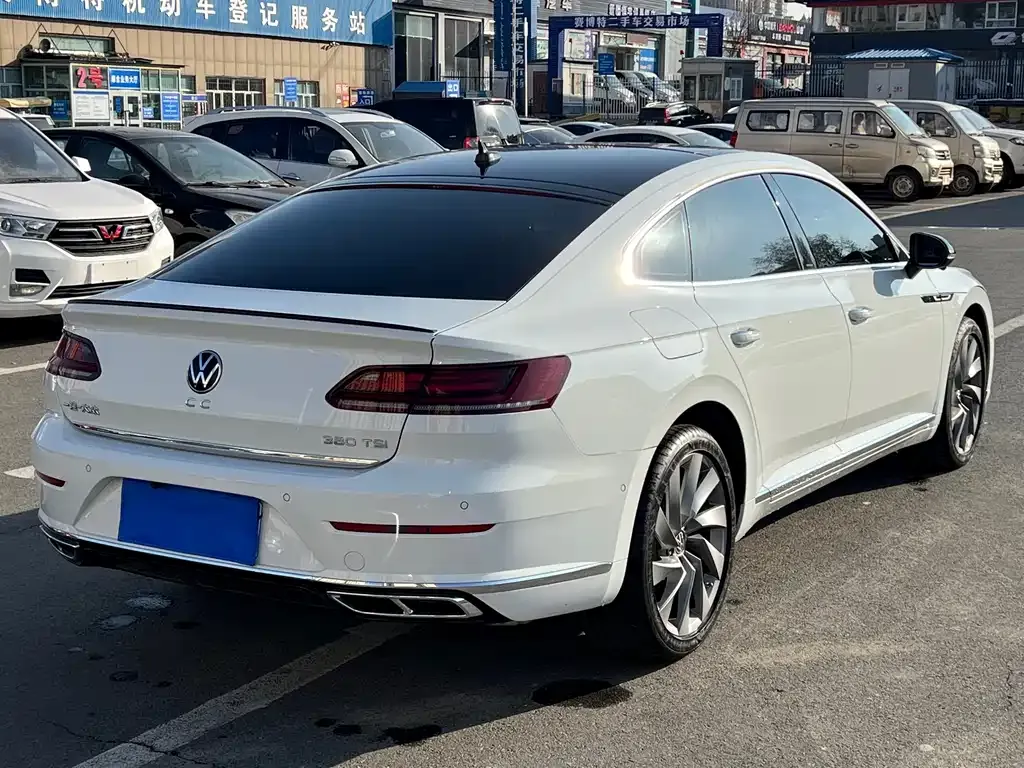 Volkswagen CC — фото 9