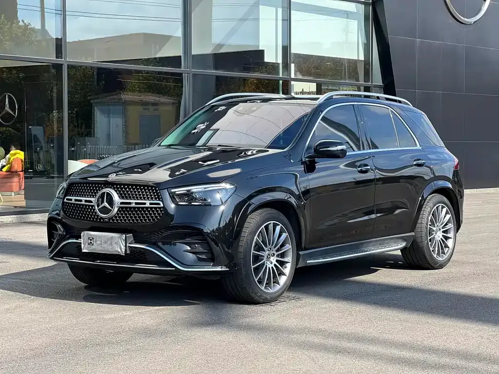 Mercedes-Benz GLE — фото 1