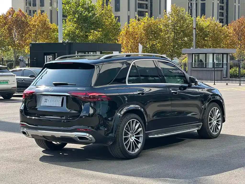 Mercedes-Benz GLE — фото 8