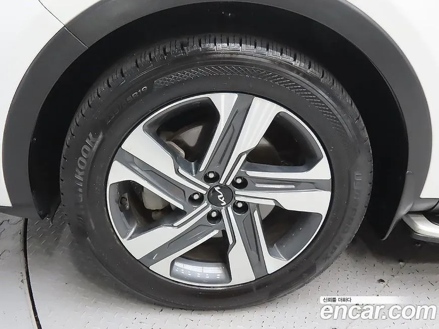 Kia Sorento — фото 5