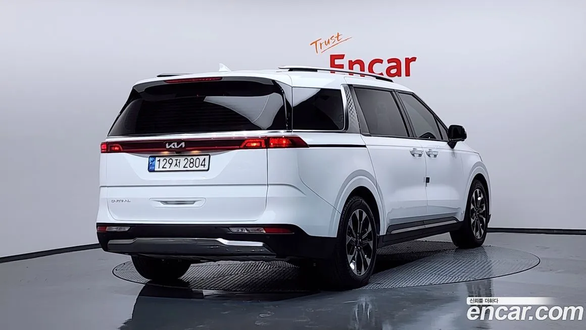 Kia Carnival — фото 2