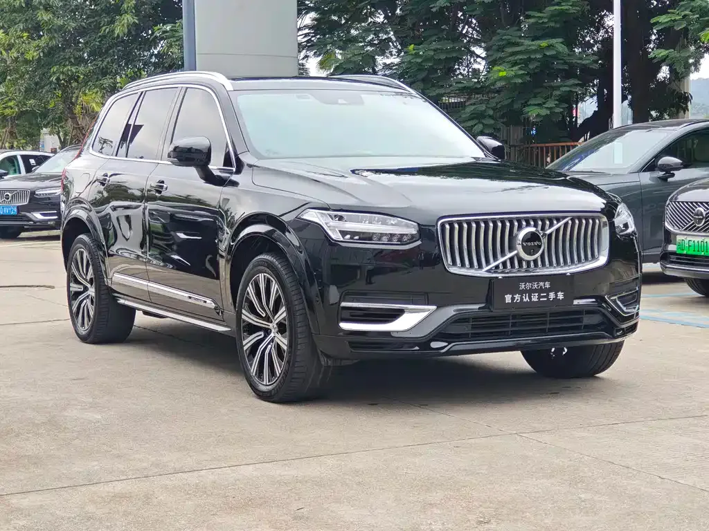 Volvo XC90 PHEV — фото 3