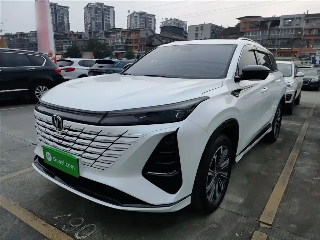 Changan CS75PLUS — фото 2