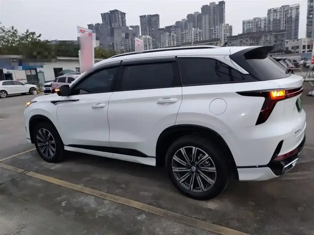 Changan CS75PLUS — фото 5