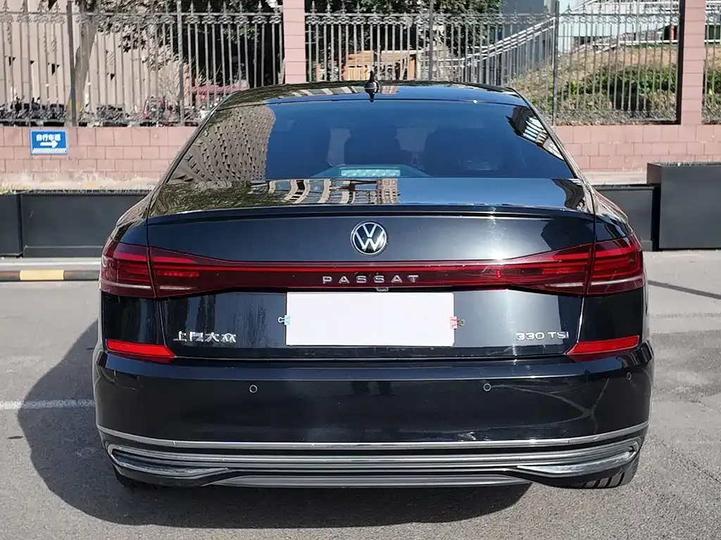 Volkswagen Passat — фото 5