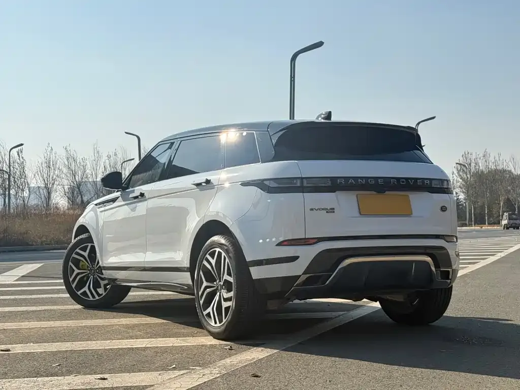 Land Rover Evoque — фото 9