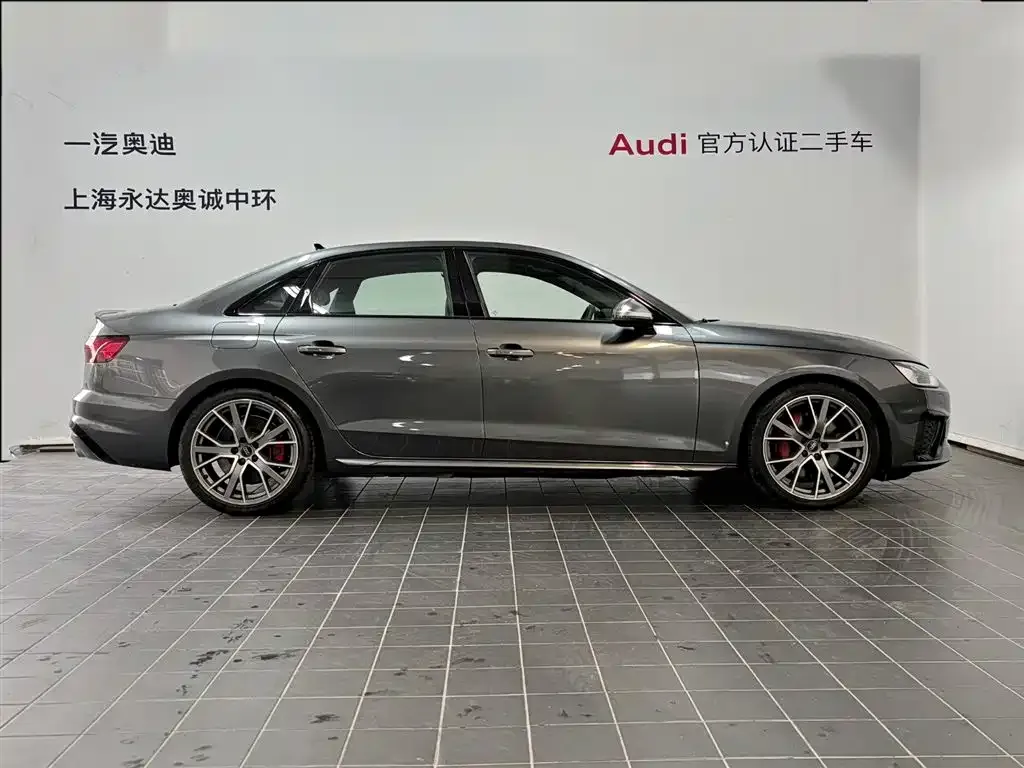 Audi S4 — фото 5