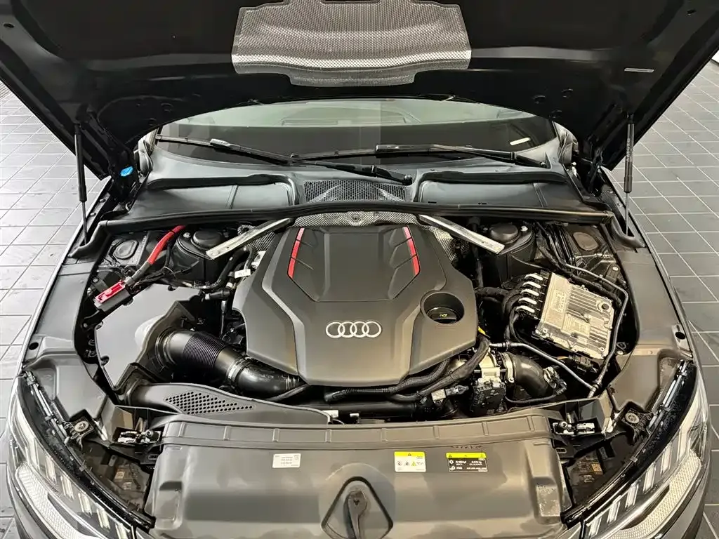 Audi S4 — фото 6