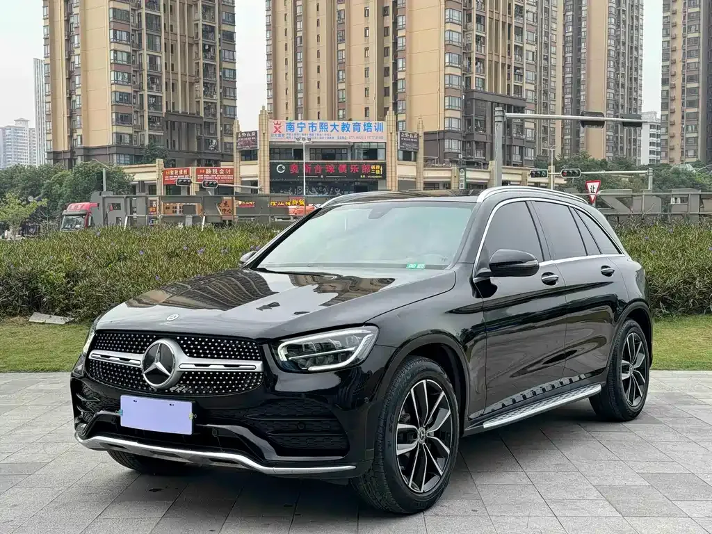 Mercedes-Benz GLC — фото 1