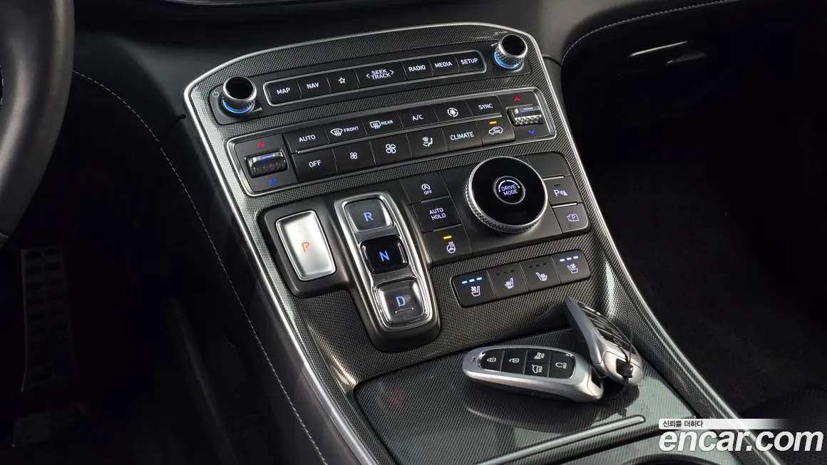 Hyundai Santafe — фото 9