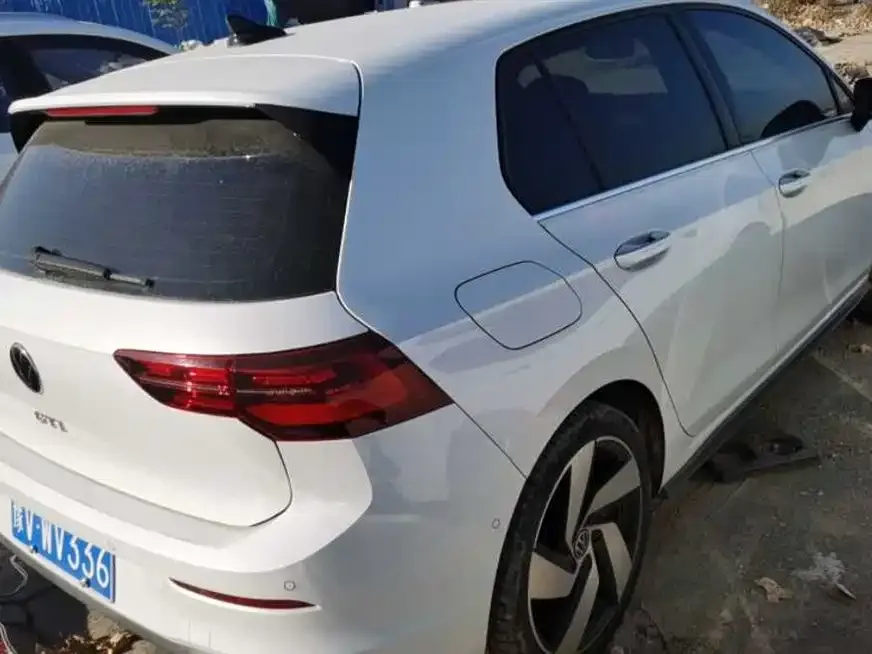 Volkswagen Golf GTI — фото 2
