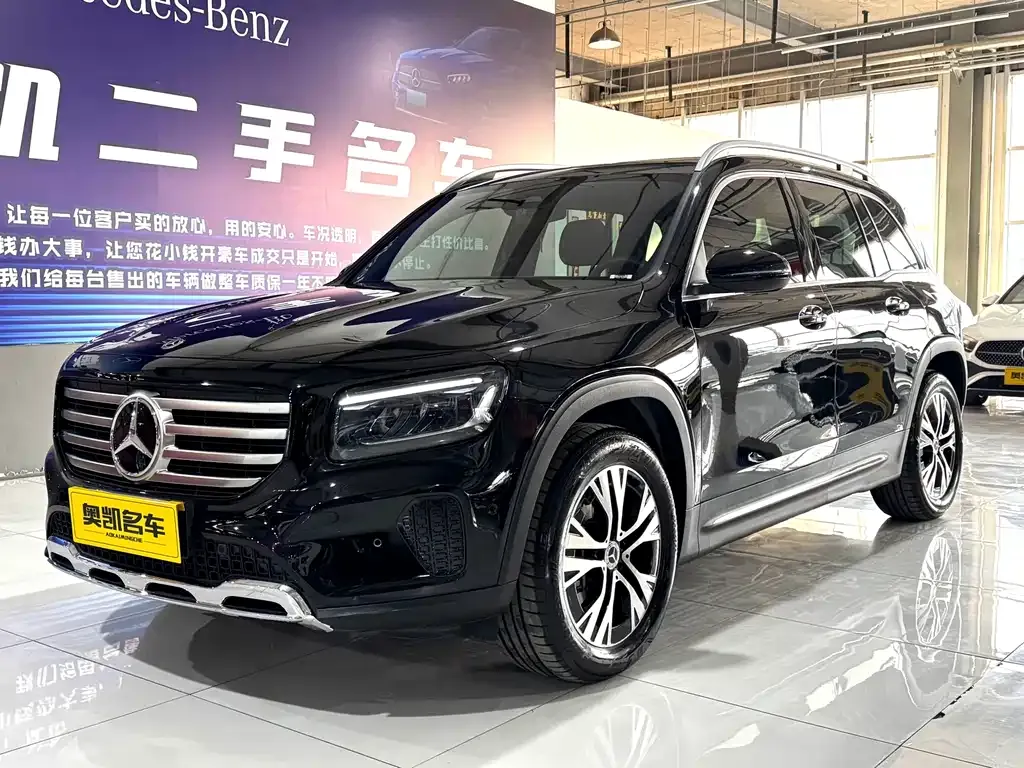 Mercedes-Benz GLB — фото 3