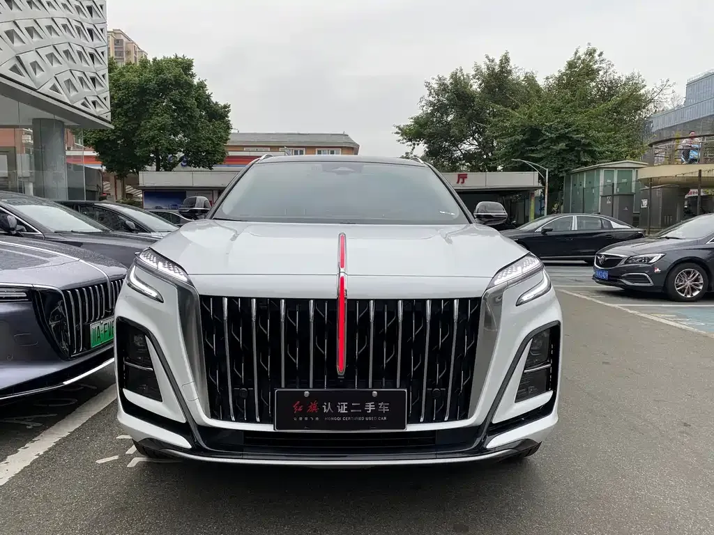 Hongqi HS3 — фото 4