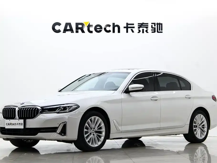 BMW 5 Series — фото 1