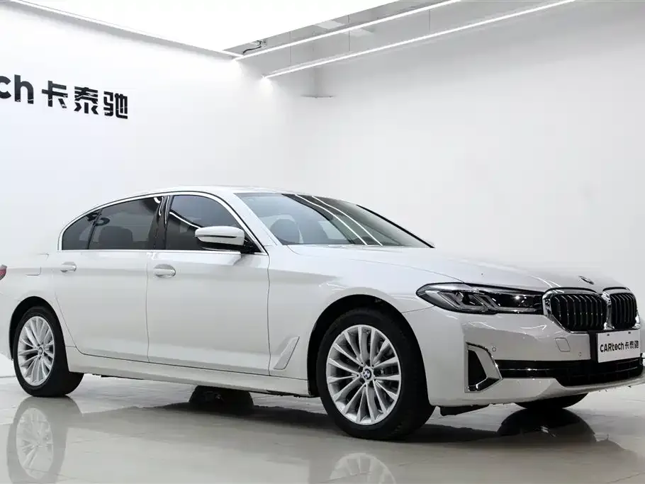 BMW 5 Series — фото 3