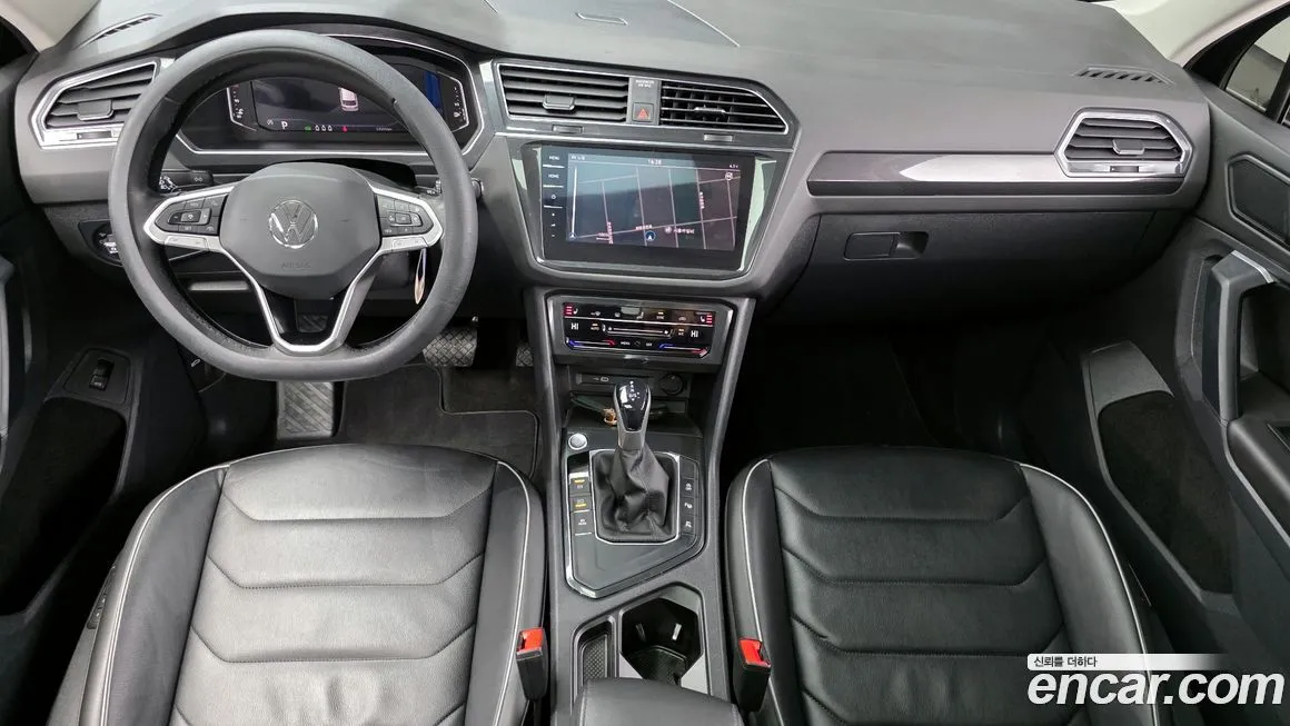 Volkswagen Tiguan — фото 7