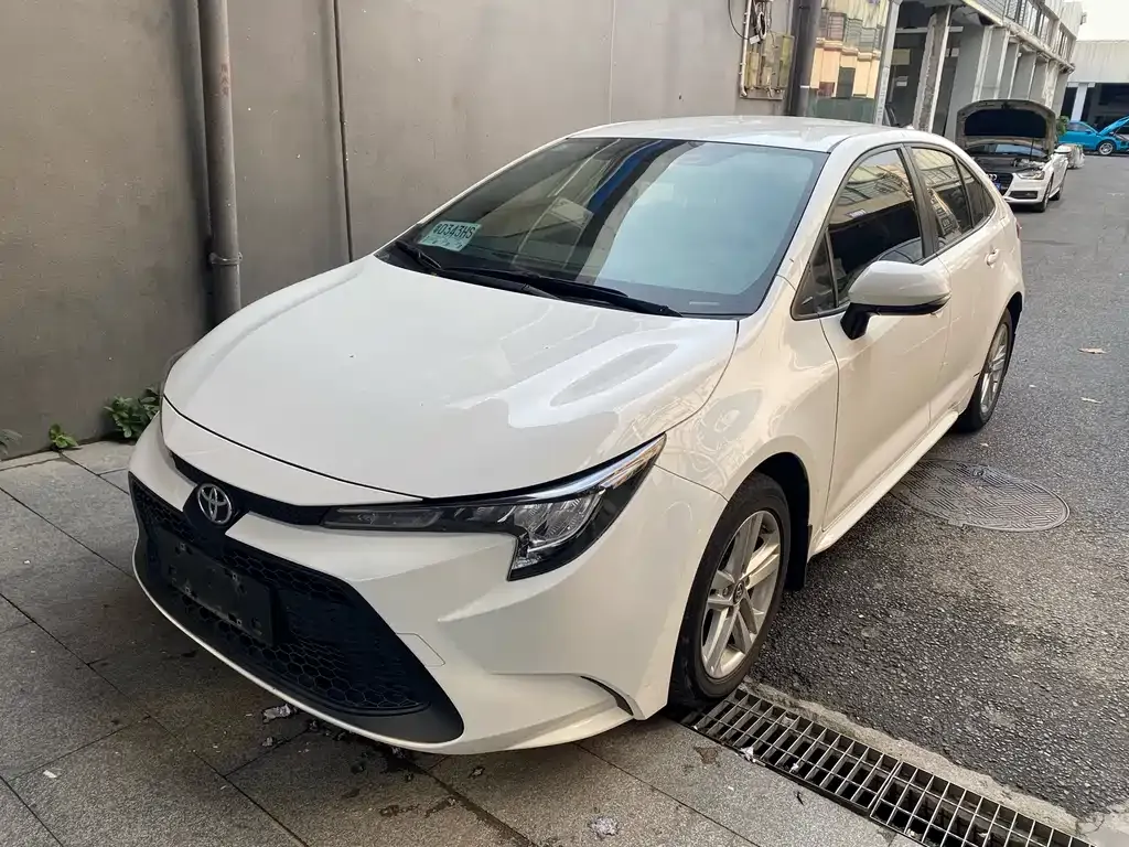 Toyota Levin — фото 1