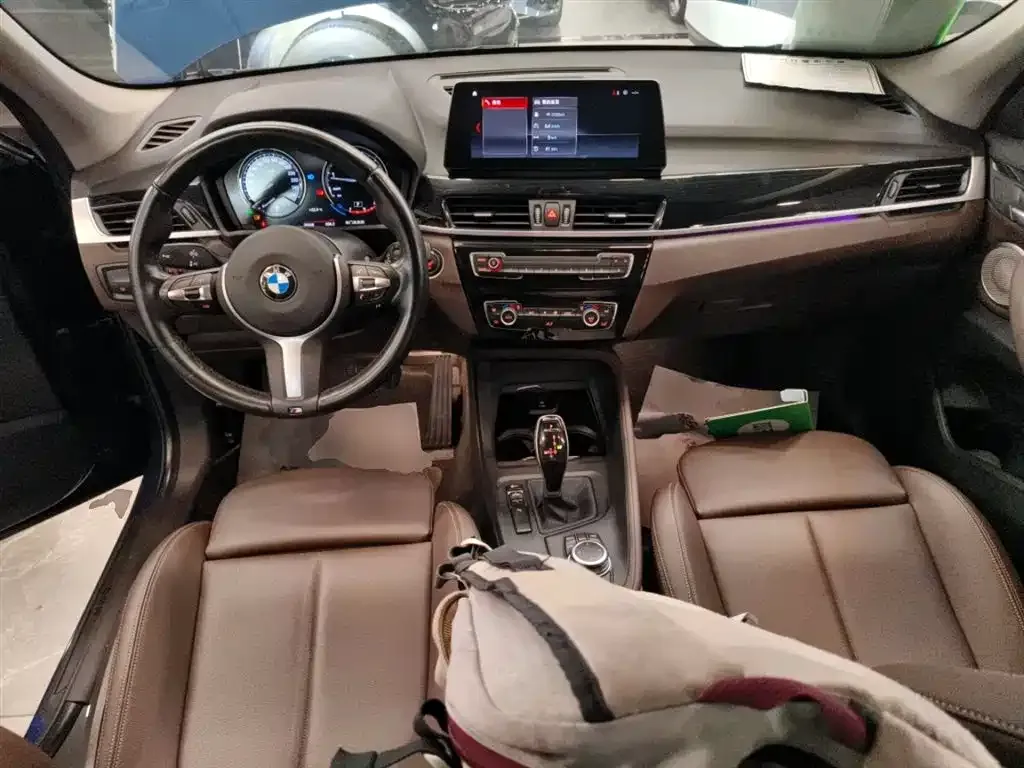 BMW X1 — фото 10