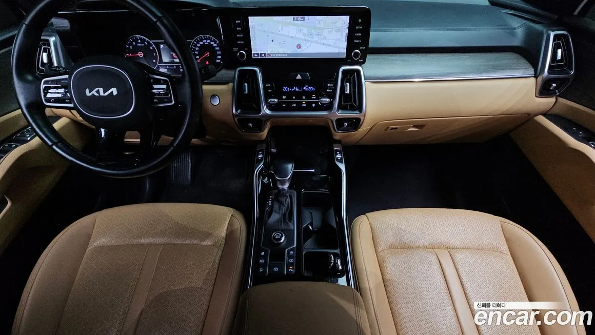 Kia Sorento — фото 7