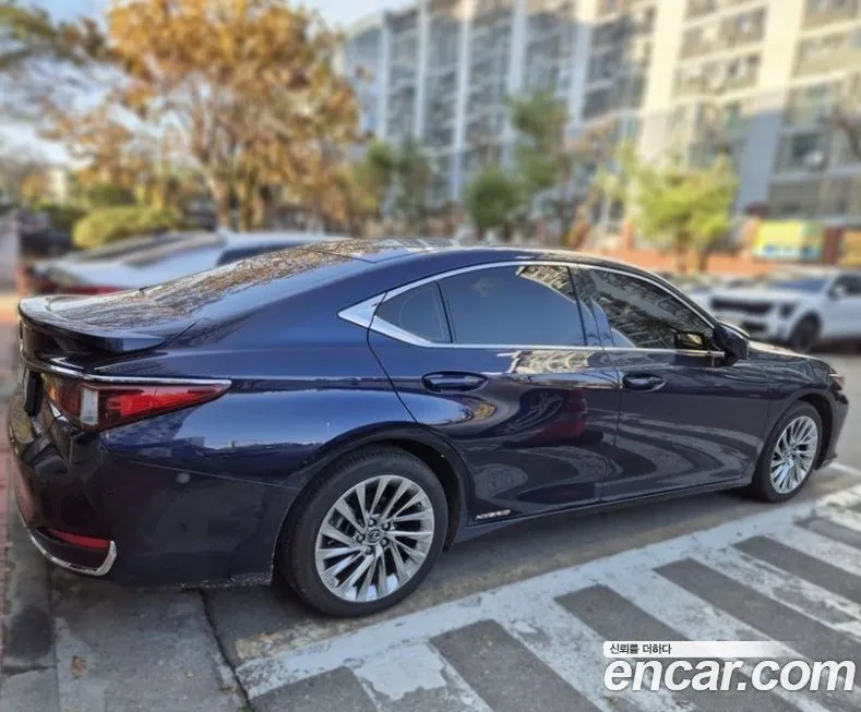 Lexus ES — фото 4