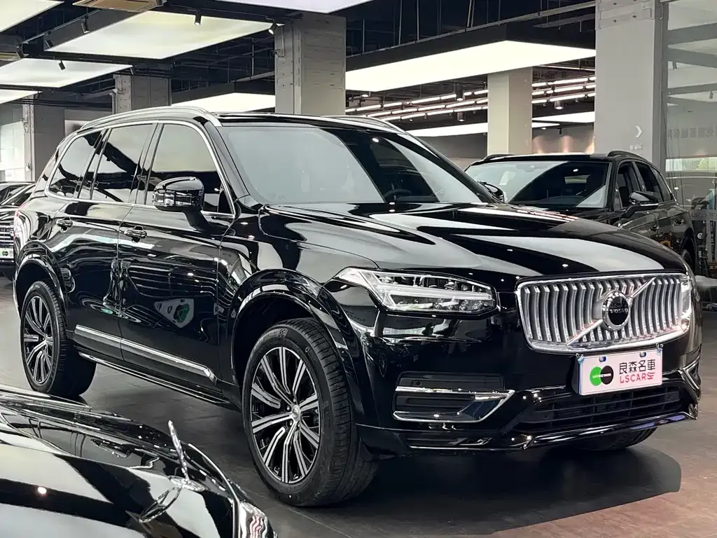 Volvo XC90 — фото 3