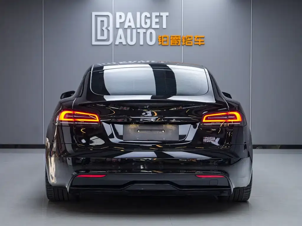 Tesla Model S — фото 7
