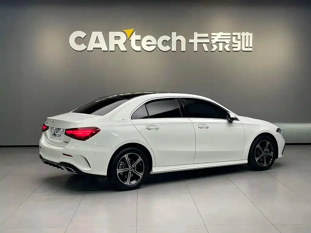 Mercedes-Benz A-Class — фото 6