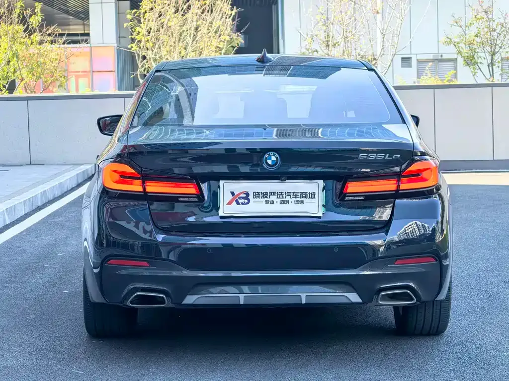 BMW 5 Series New Energy — фото 5