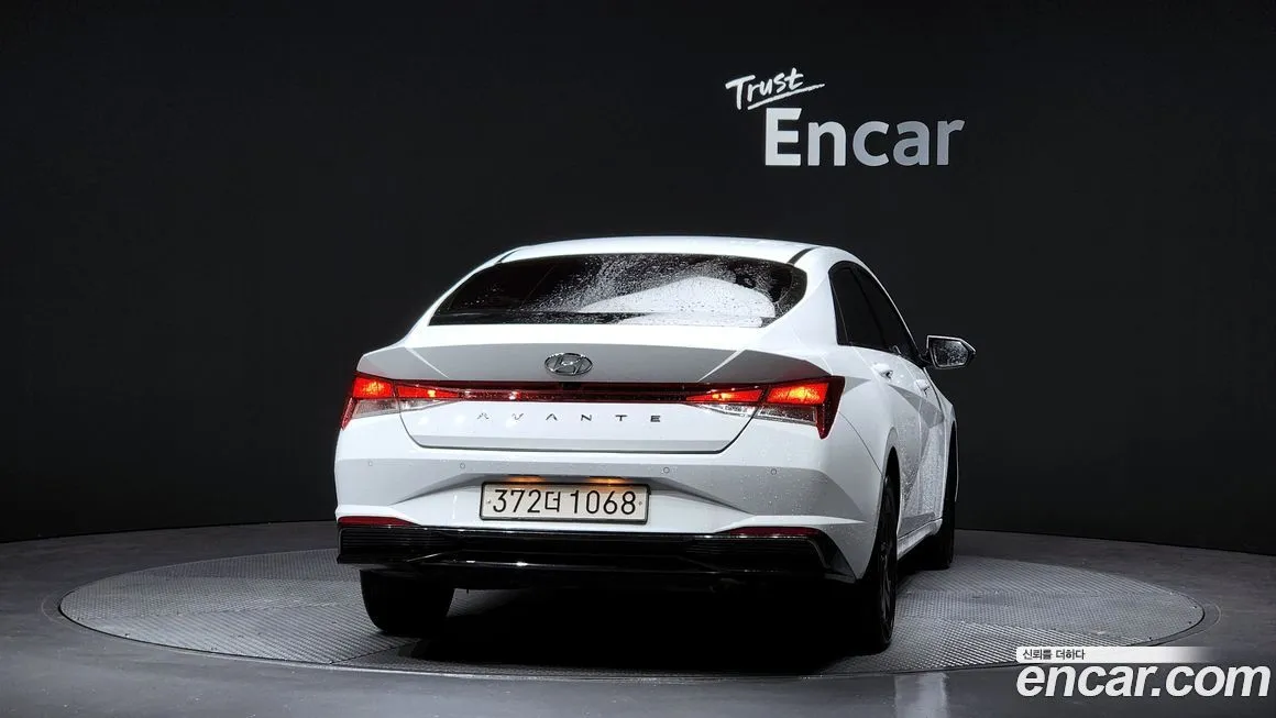 Hyundai AVANTE — фото 4