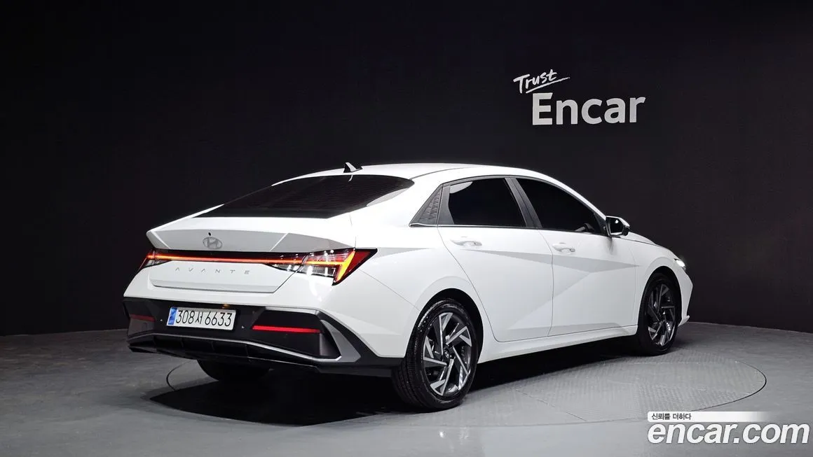 Hyundai AVANTE — фото 2