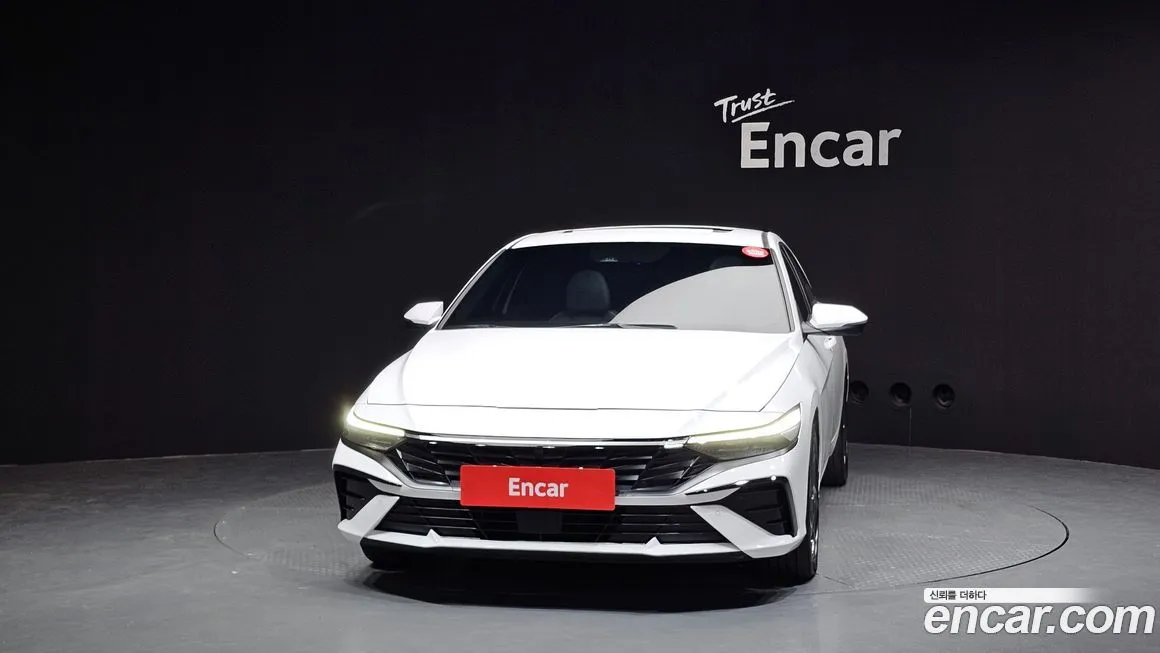Hyundai AVANTE — фото 3