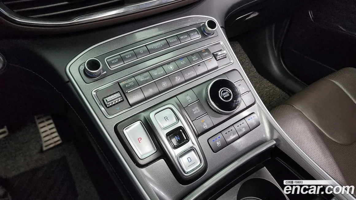 Hyundai Santafe — фото 9