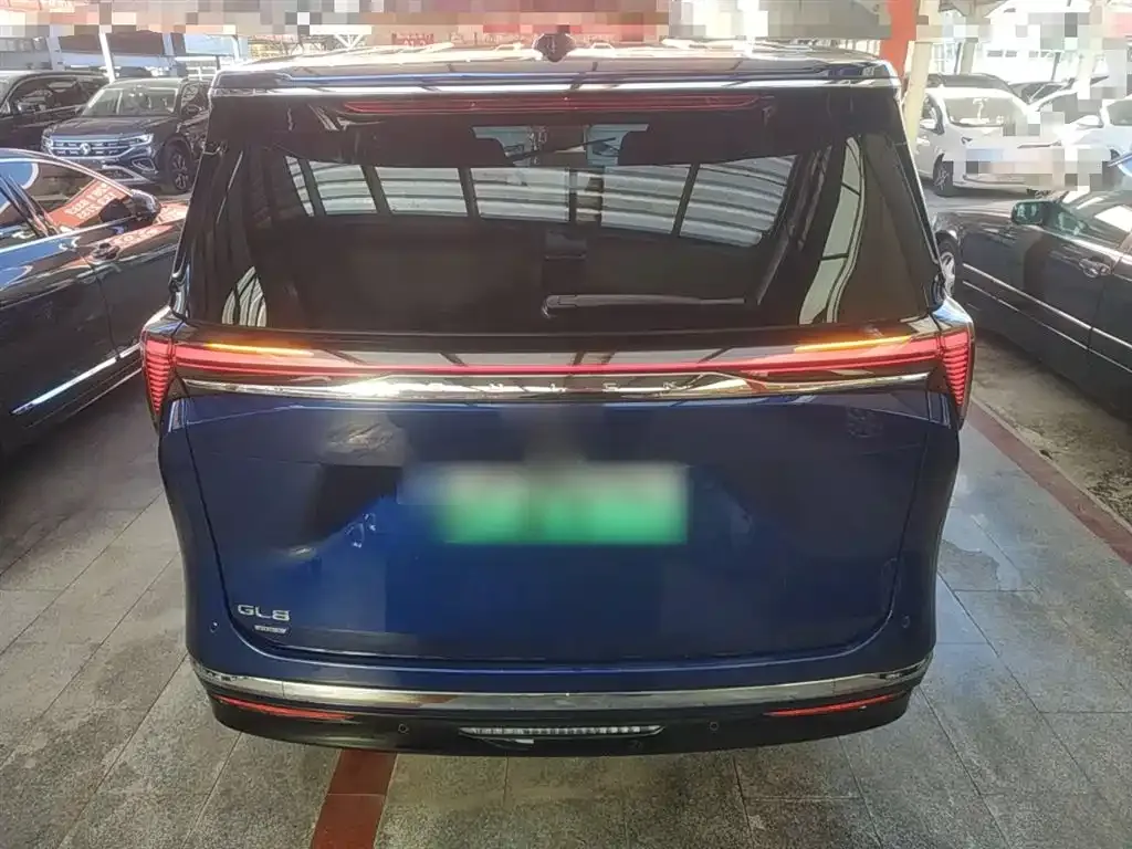 Buick GL8 Hybrid — фото 6
