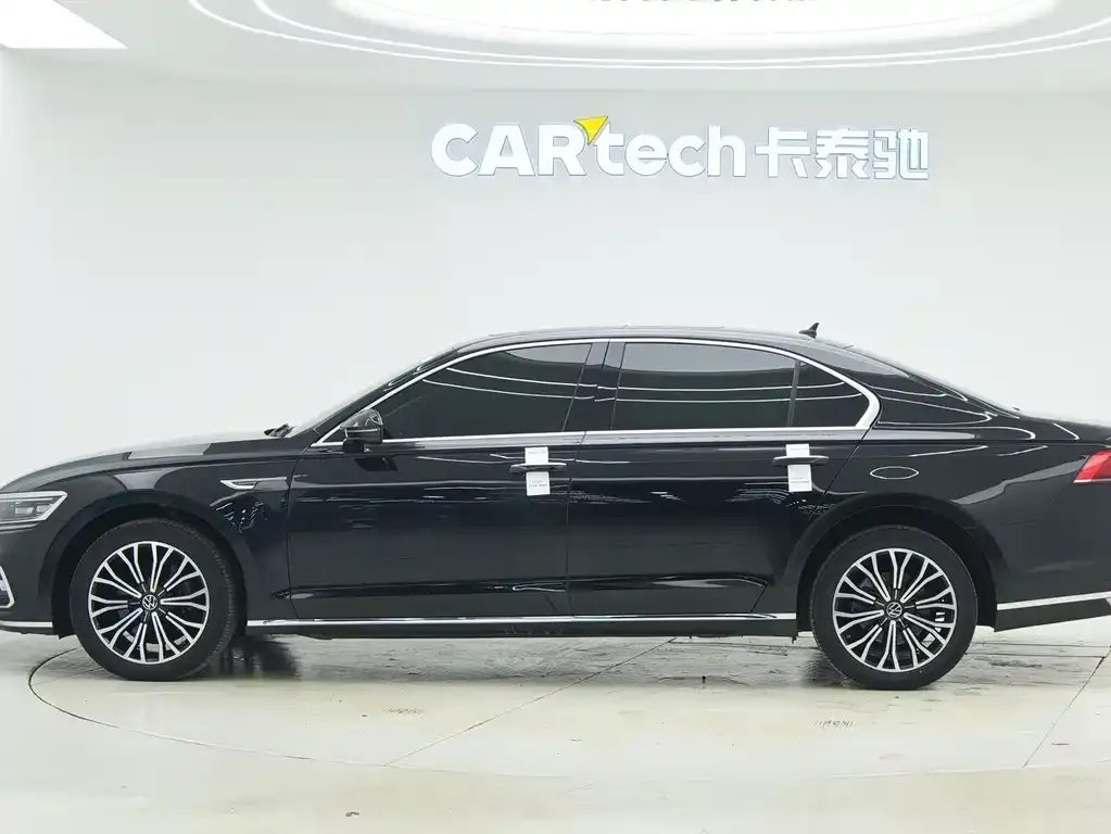 Volkswagen Phideon — фото 10