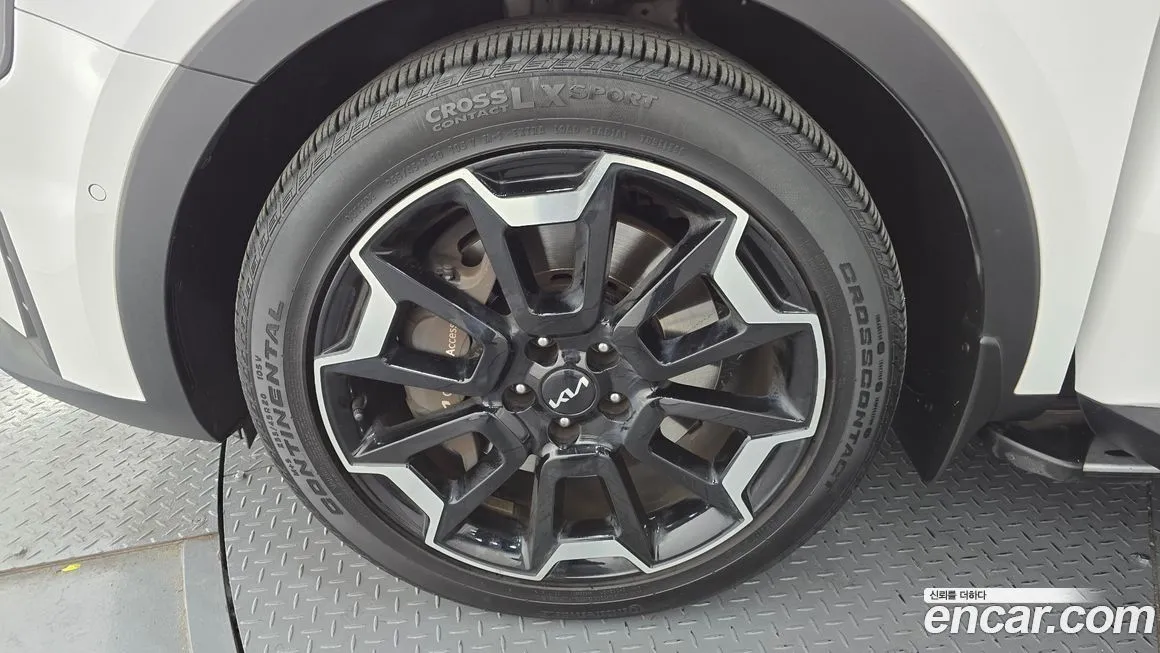 Kia Sorento — фото 5