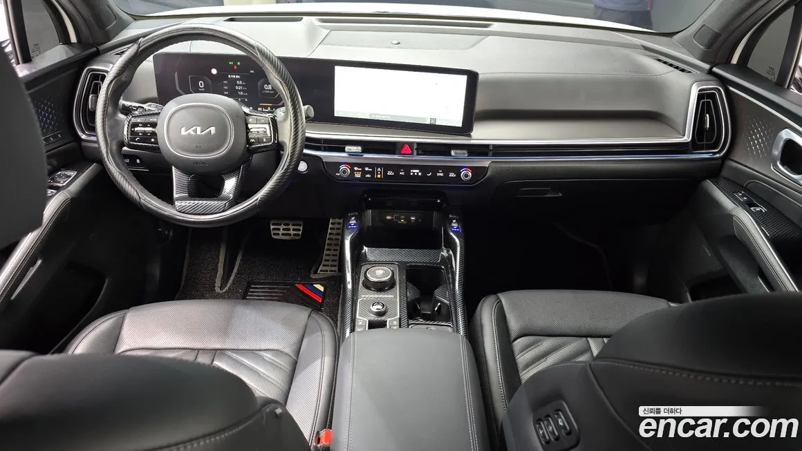 Kia Sorento — фото 7