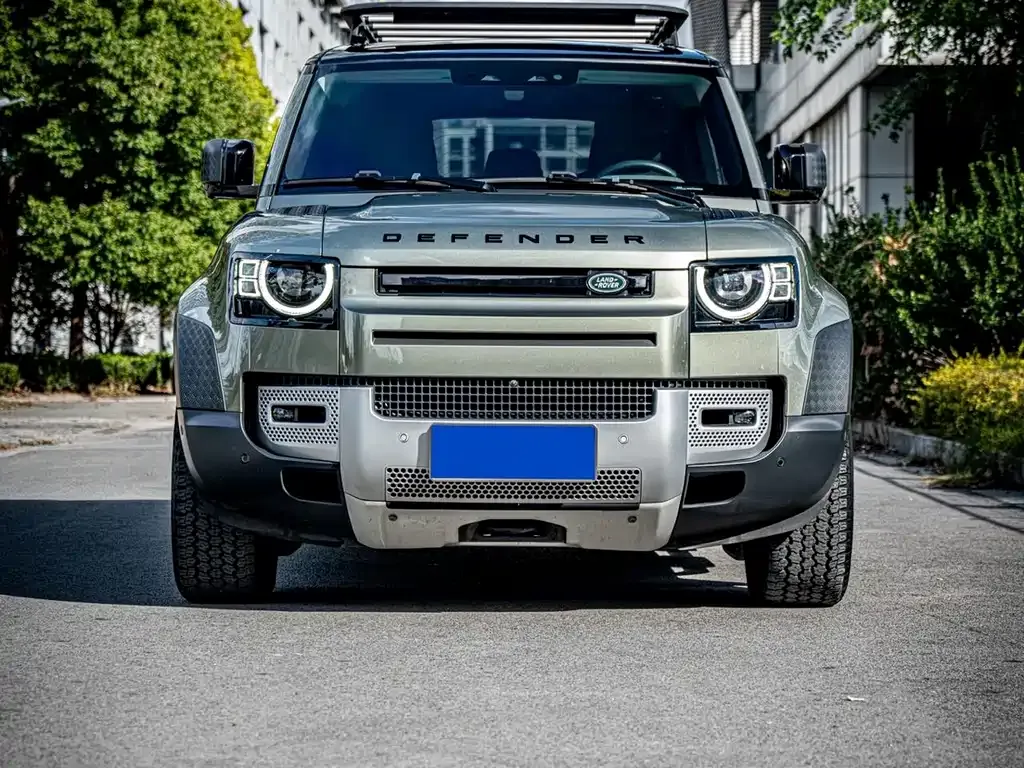 Land Rover Defender — фото 2