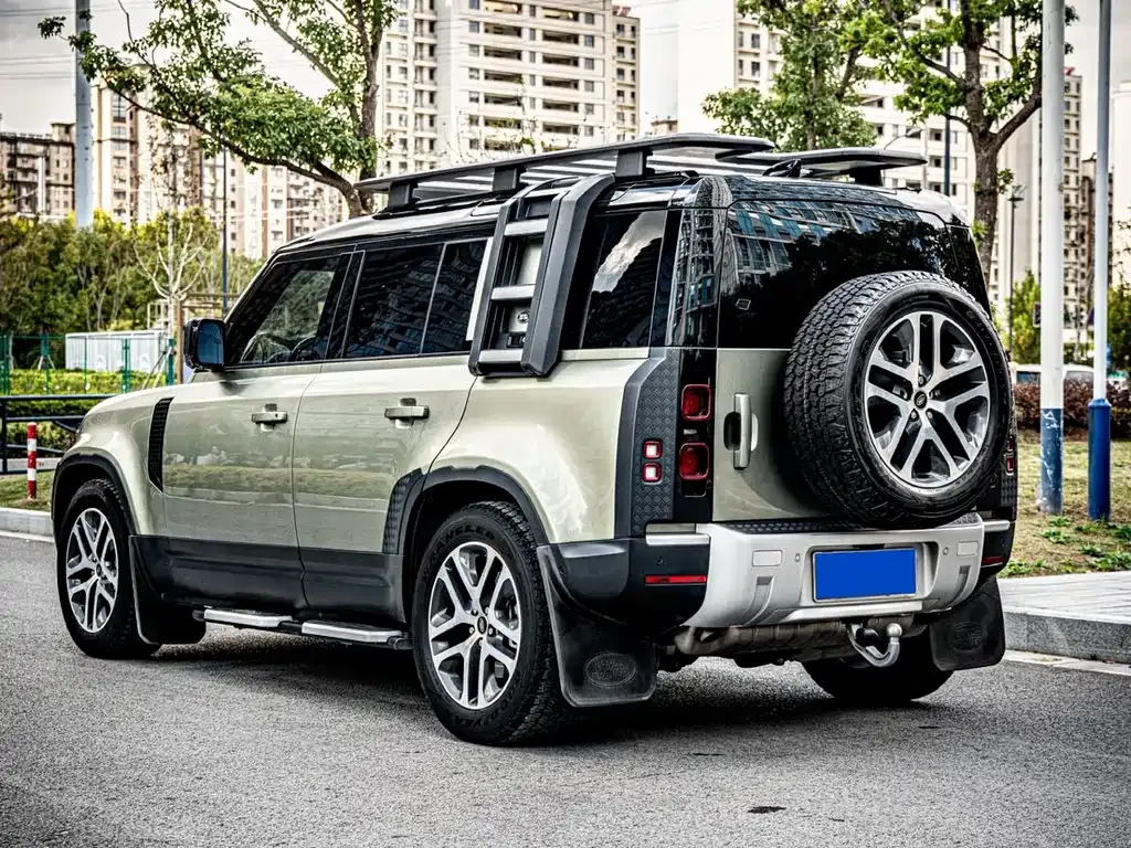 Land Rover Defender — фото 4