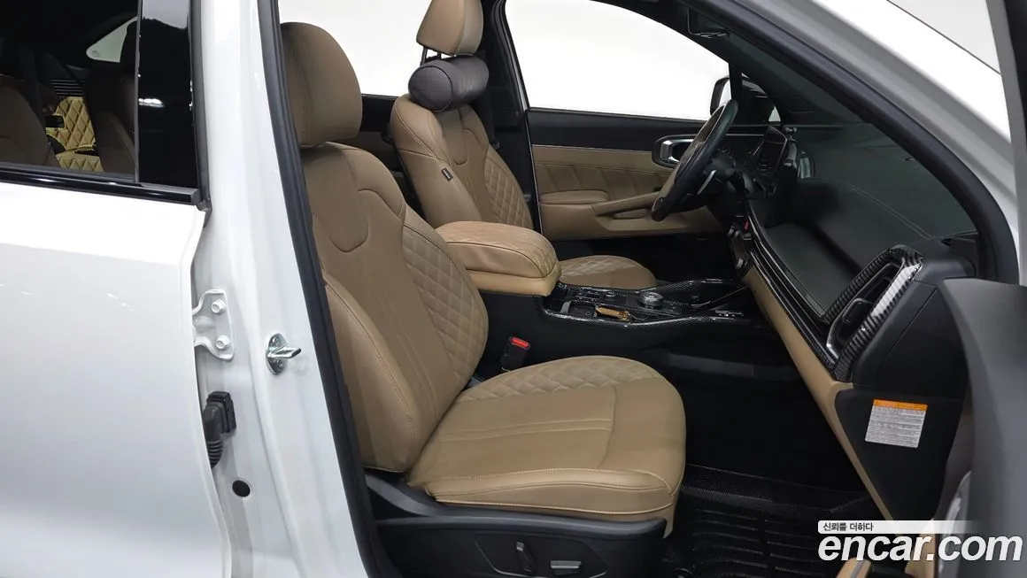 Kia Sorento — фото 10