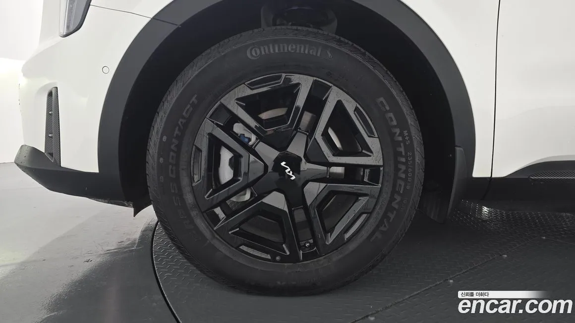 Kia Sorento — фото 5