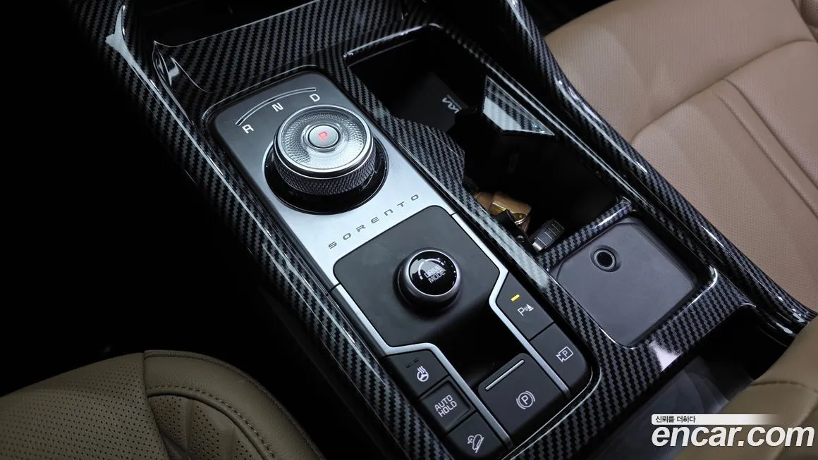 Kia Sorento — фото 9