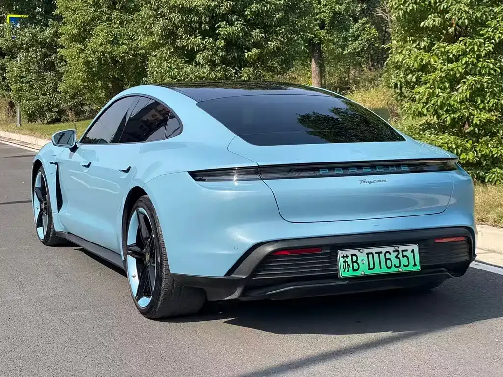 Porsche Taycan — фото 6